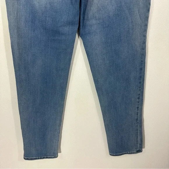 Chico’s Boyfriend Ankle Medium Wash Jeans - Picture 11 of 11